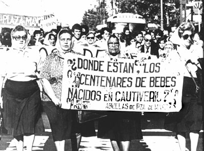 The Mothers of The Plaza de Mayo – Cor Pallanck Anywhere!